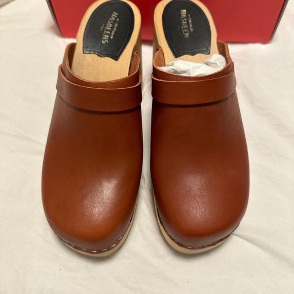 Swedish Hasbeens Clogs, Size 40 , Color Cognac - Picture 1 of 9